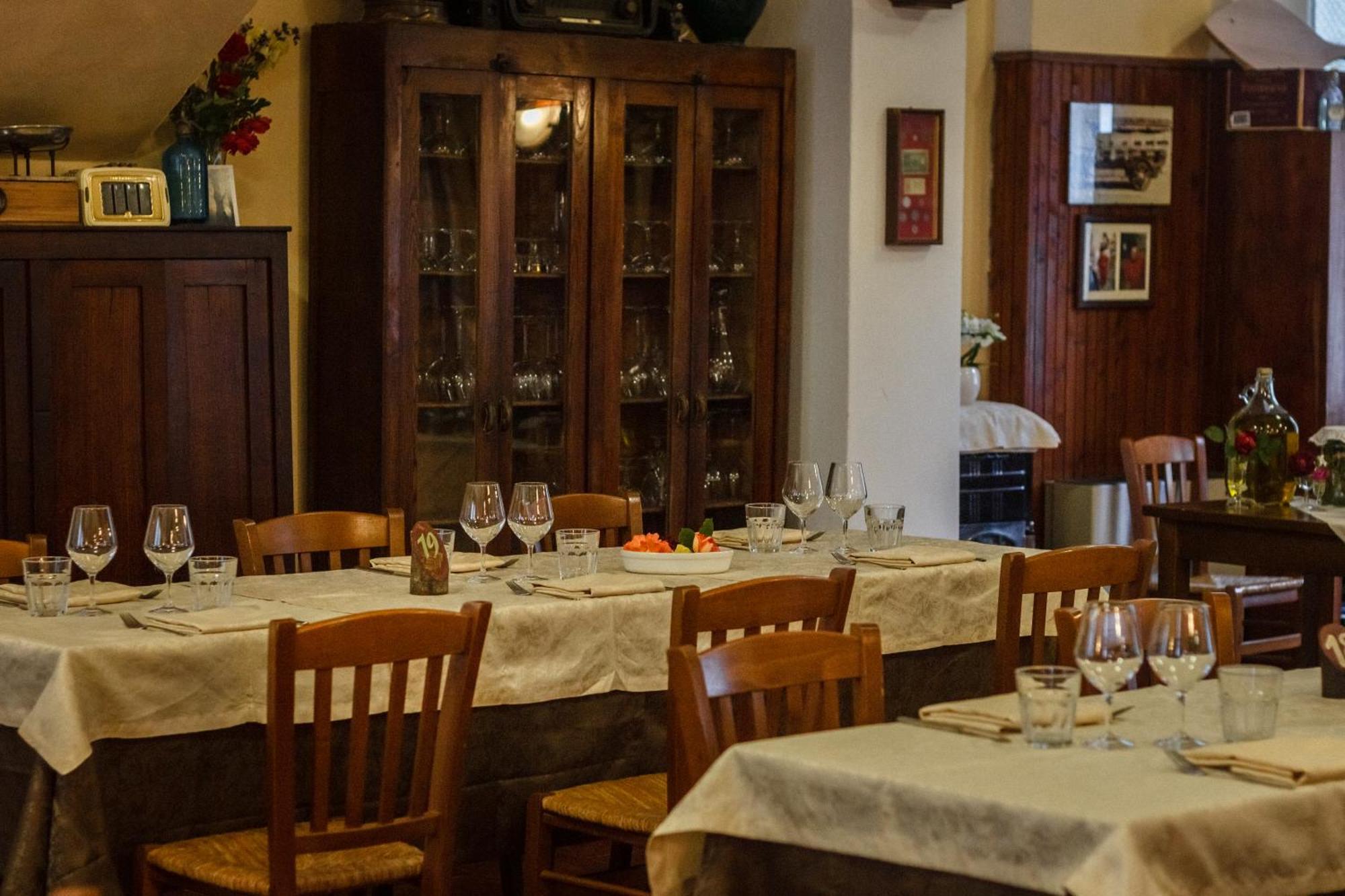 Albergo Santo Spirito Molini di Triora Екстер'єр фото