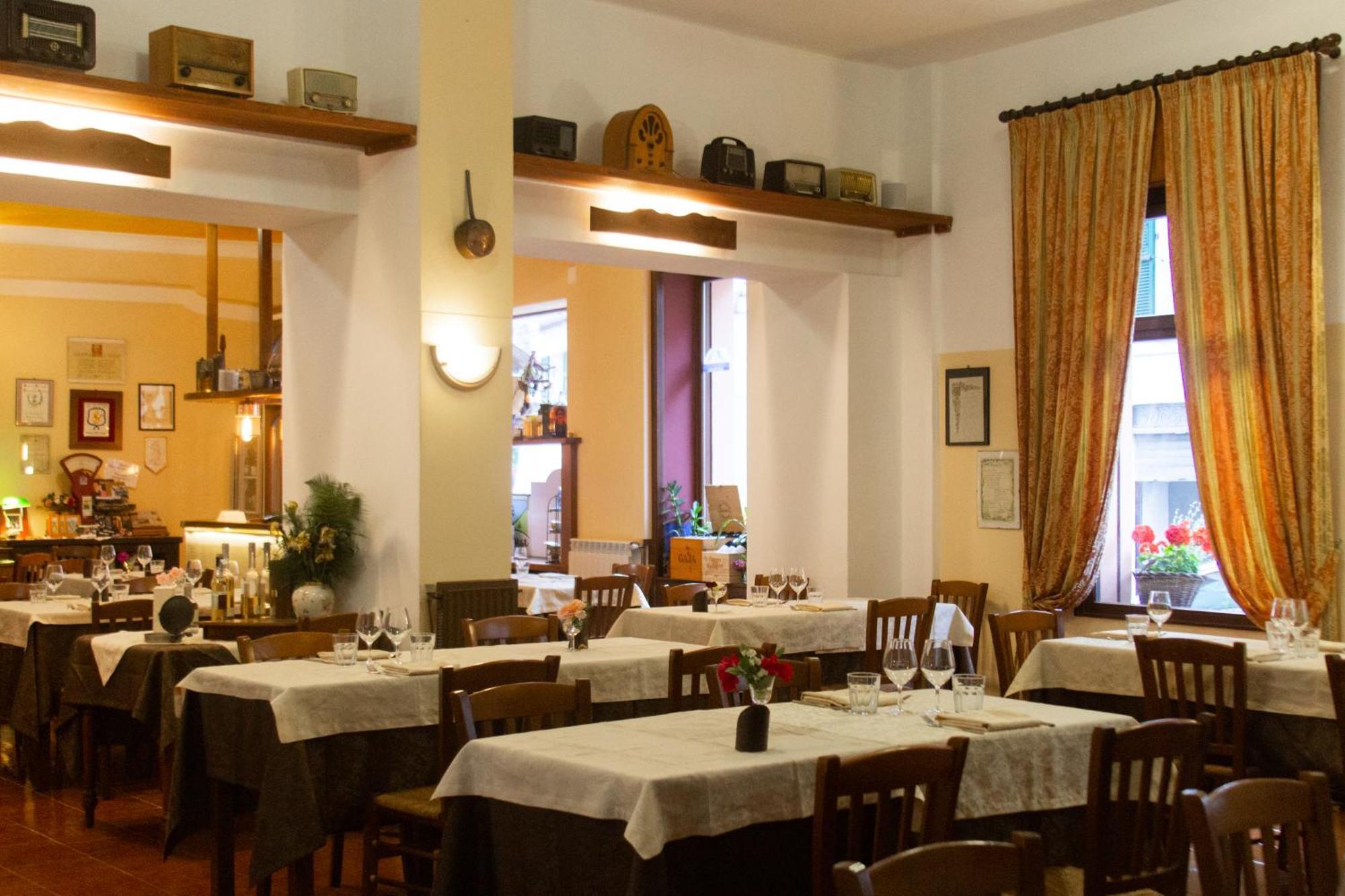 Albergo Santo Spirito Molini di Triora Екстер'єр фото