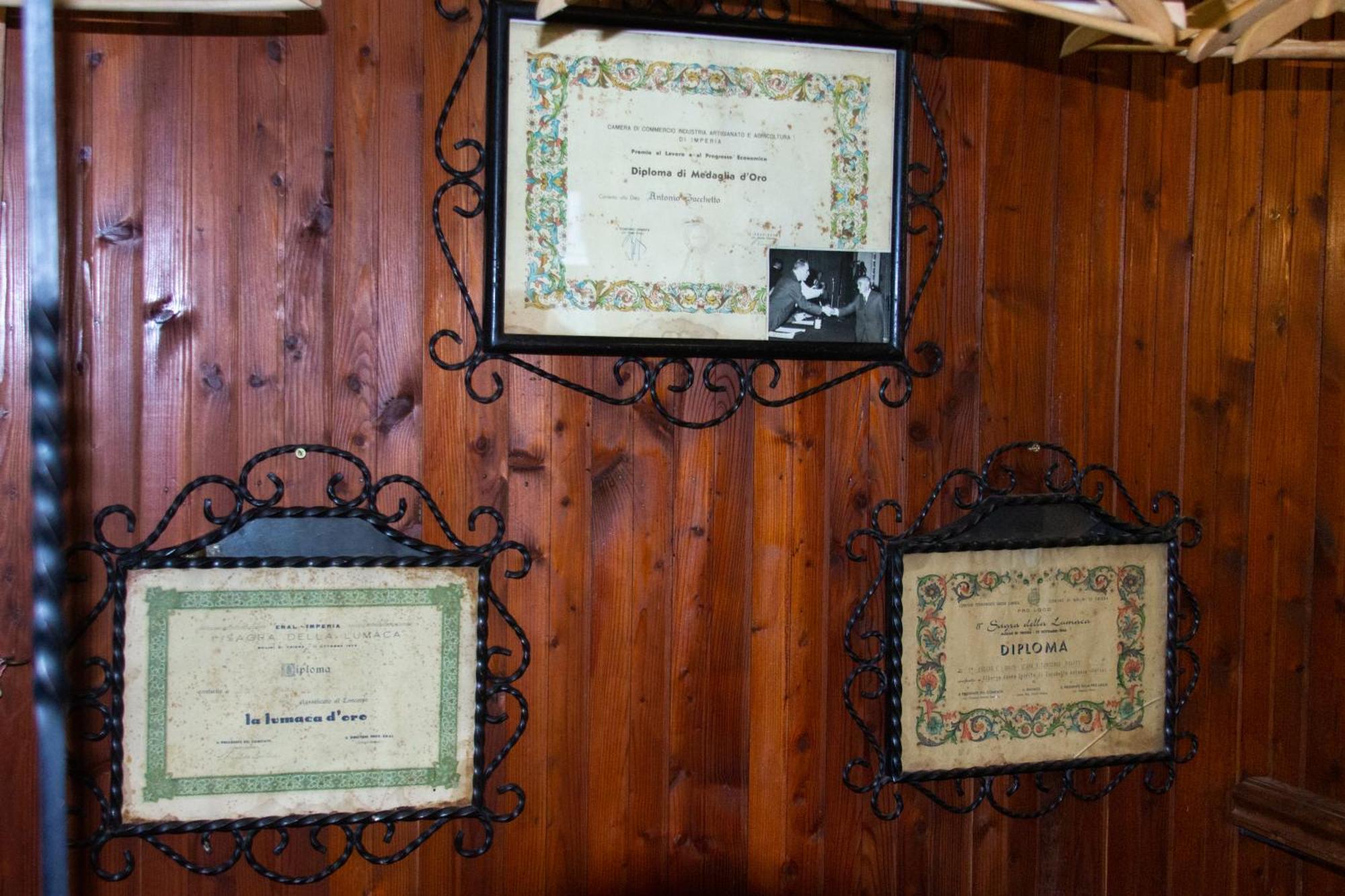 Albergo Santo Spirito Molini di Triora Екстер'єр фото